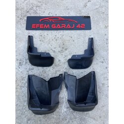 96-98 arası (makyajsız ) kasa paçalık takımı